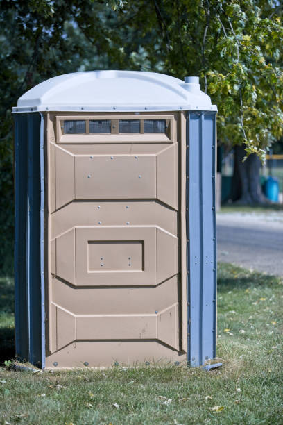 Portable Toilet Options We Offer in Roebling, NJ